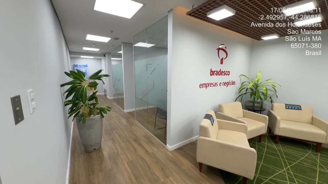 Recepção da agência Bradesco Empresa em São Luís reformada pela POLC