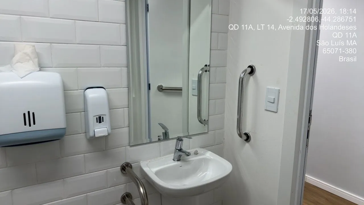Detalhe interno da agência Bradesco