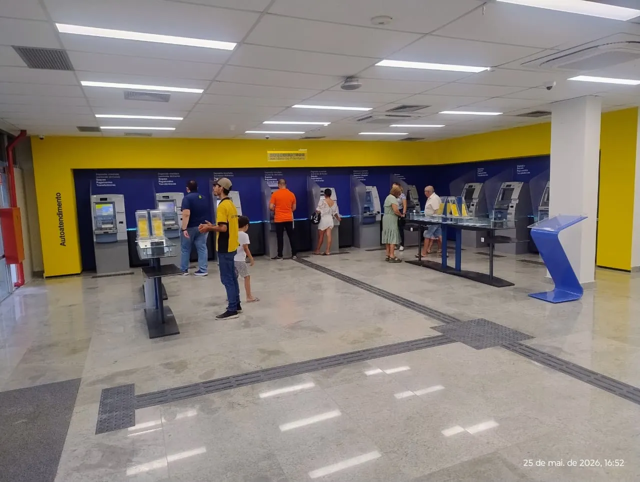 Detalhe de instalações elétricas